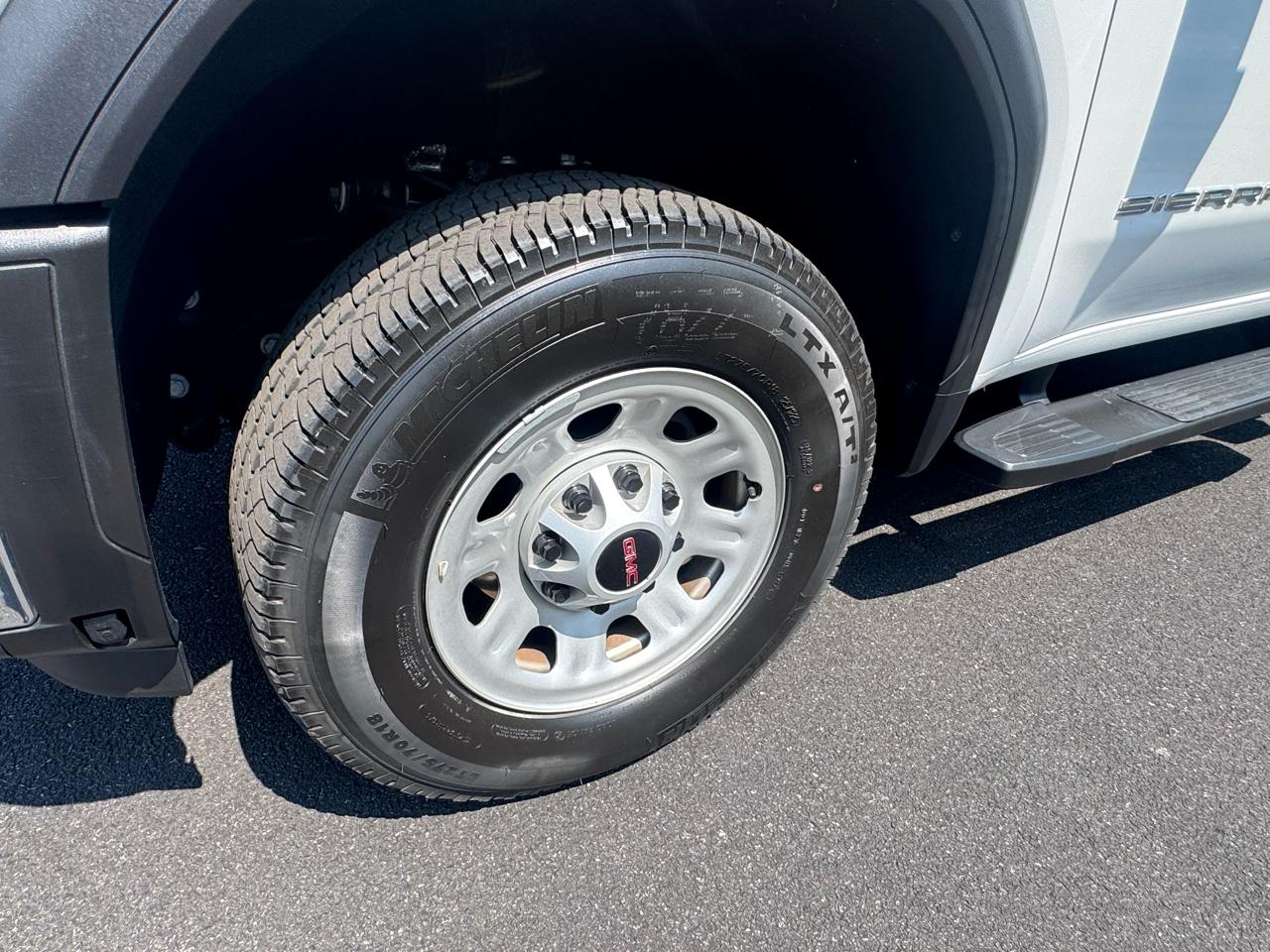 GMC Sierra 3500HD 2WD Reg Cab 142" Pro 2024
