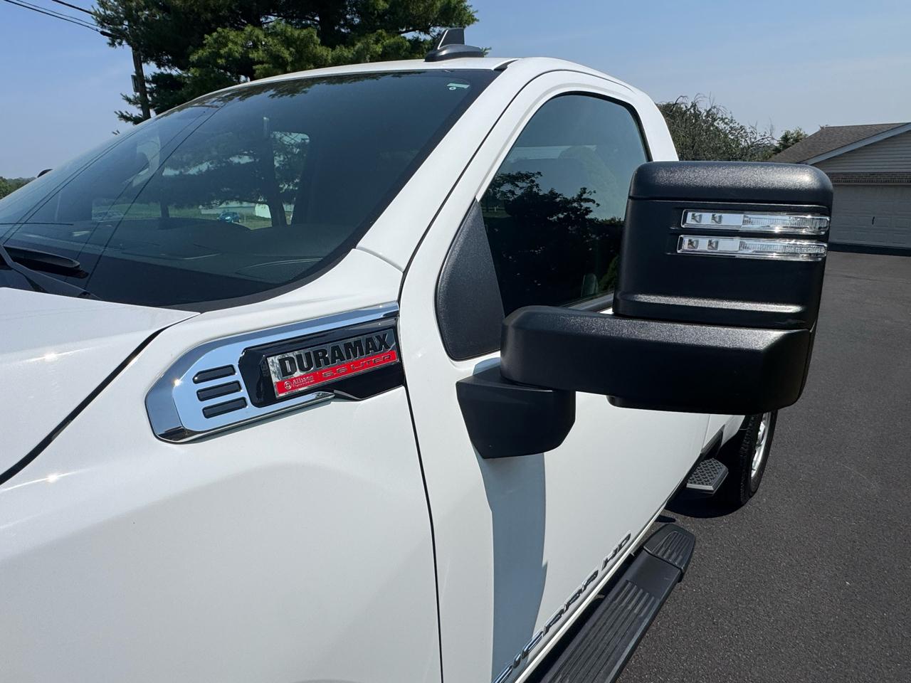 GMC Sierra 3500HD 2WD Reg Cab 142" Pro 2024