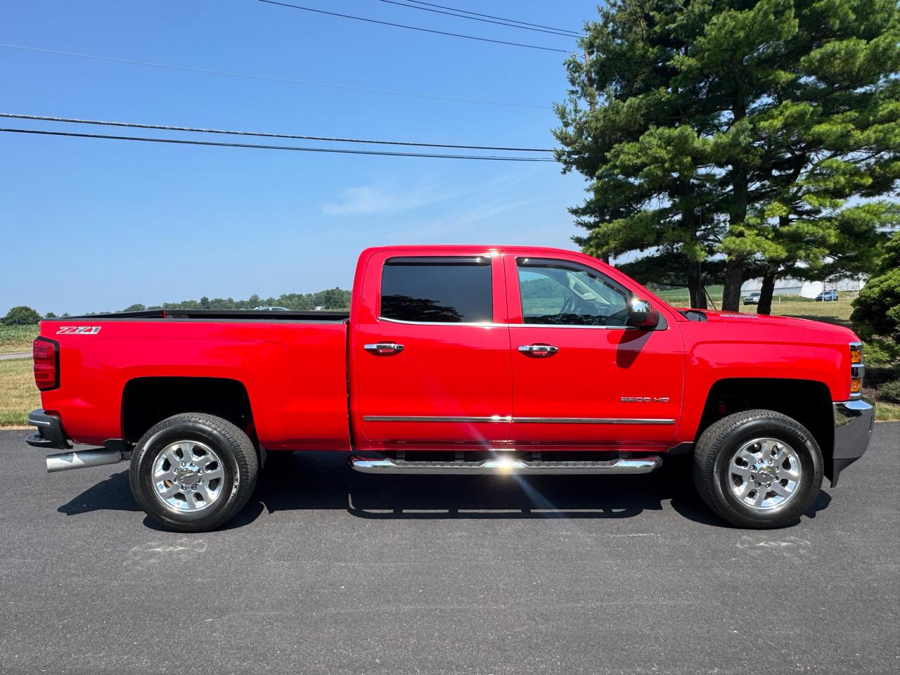 Chevrolet Silverado 2500HD Built After Aug 14 4WD Crew Cab 153.7" LTZ 2015