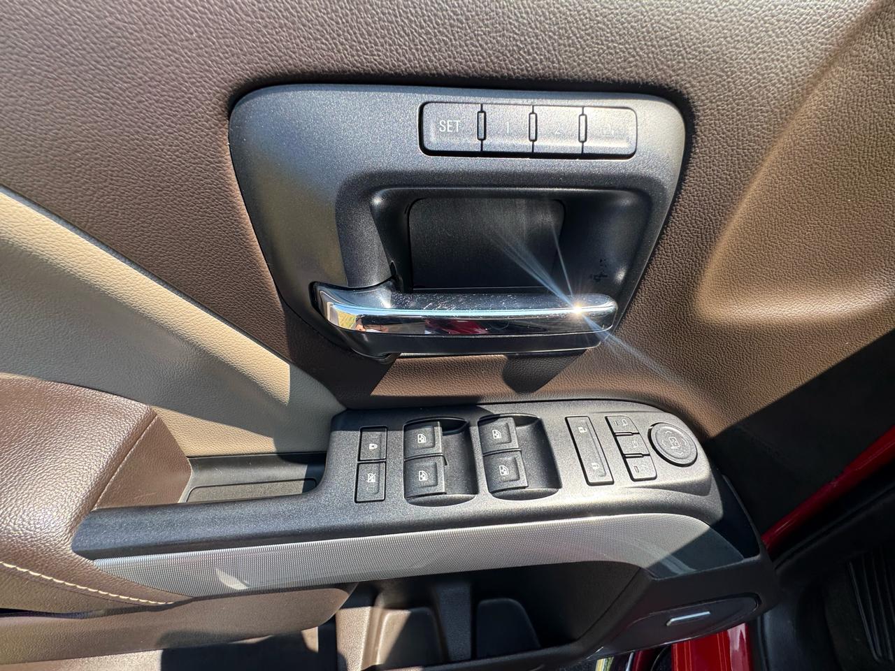 Chevrolet Silverado 2500HD Built After Aug 14 4WD Crew Cab 153.7" LTZ 2015