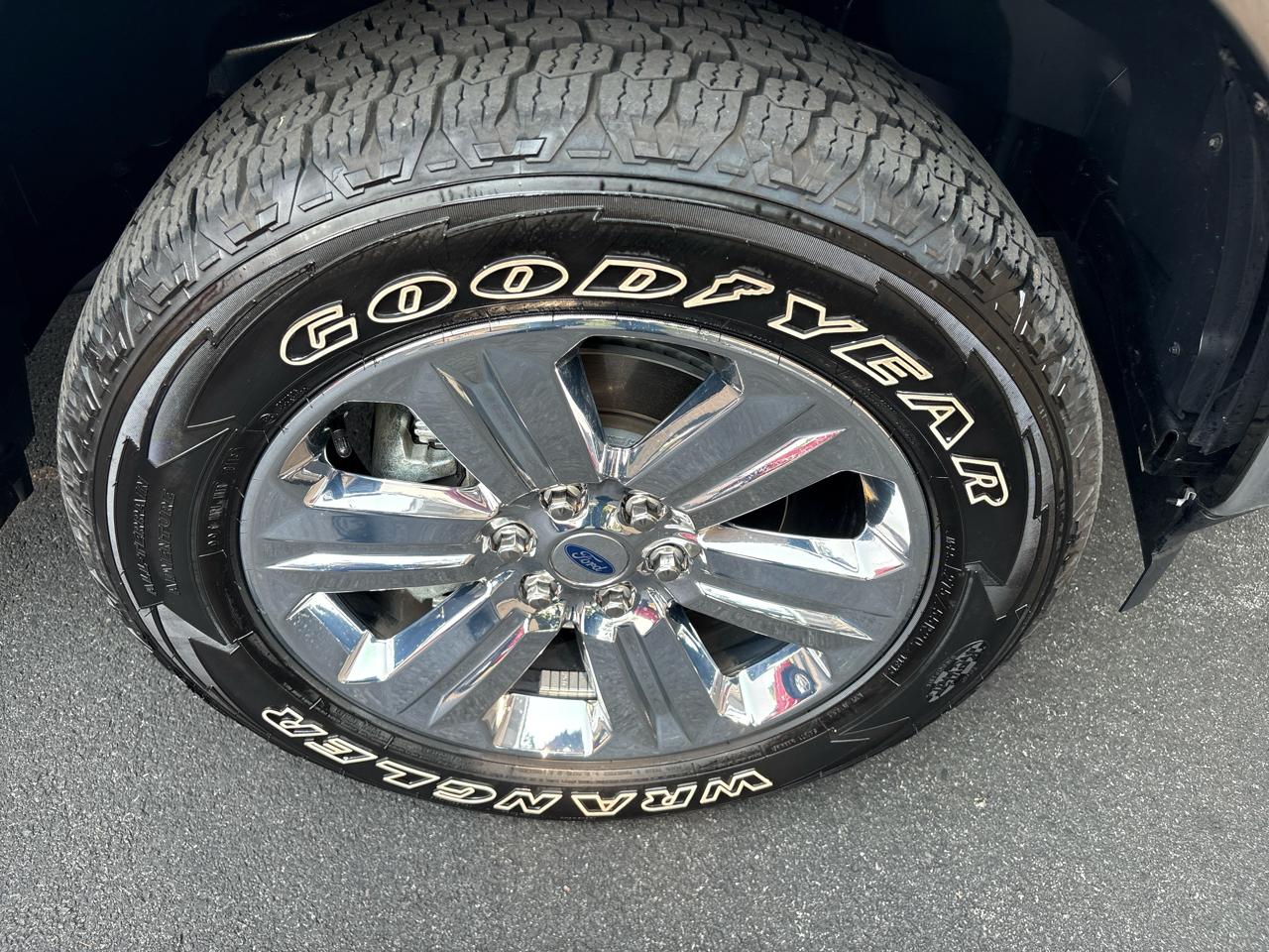 Ford F-150 Lariat SuperCrew 5.5-ft. Bed 4WD 2019
