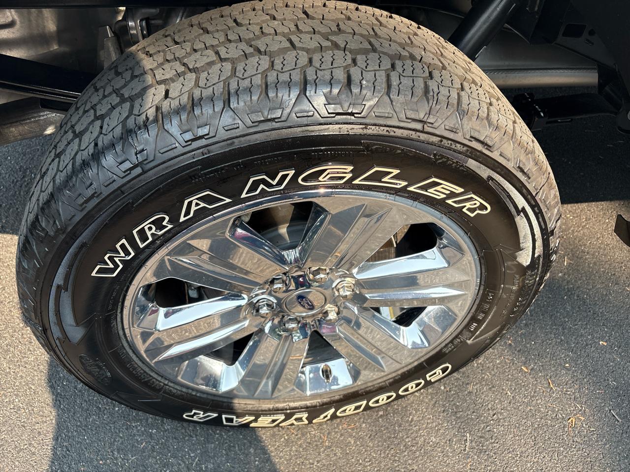 Ford F-150 Lariat SuperCrew 5.5-ft. Bed 4WD 2019