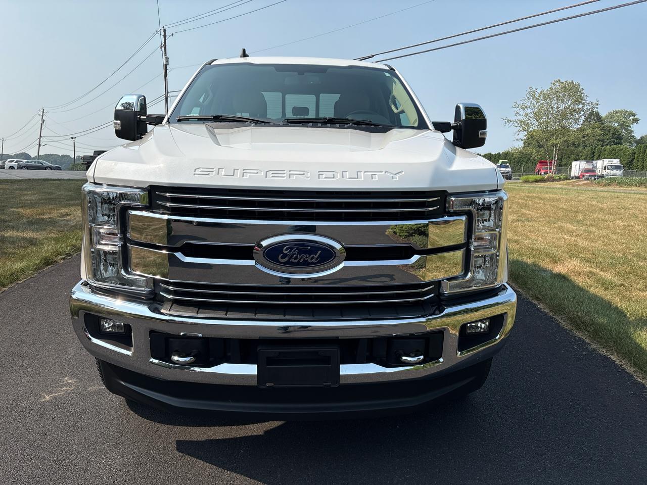 Ford Super Duty F-250 SRW Lariat 4WD Crew Cab 6.75' Box 2019