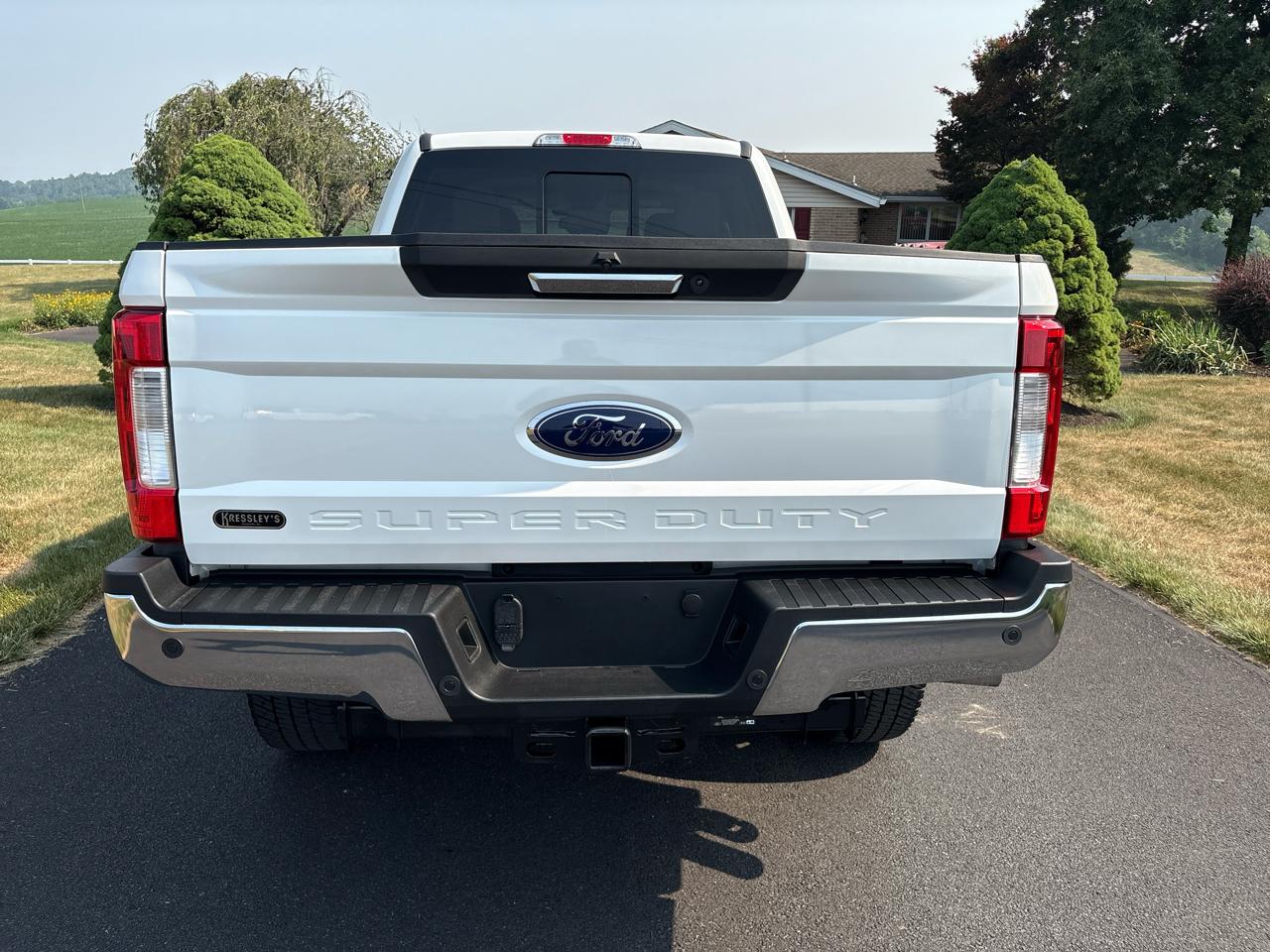 Ford Super Duty F-250 SRW Lariat 4WD Crew Cab 6.75' Box 2019