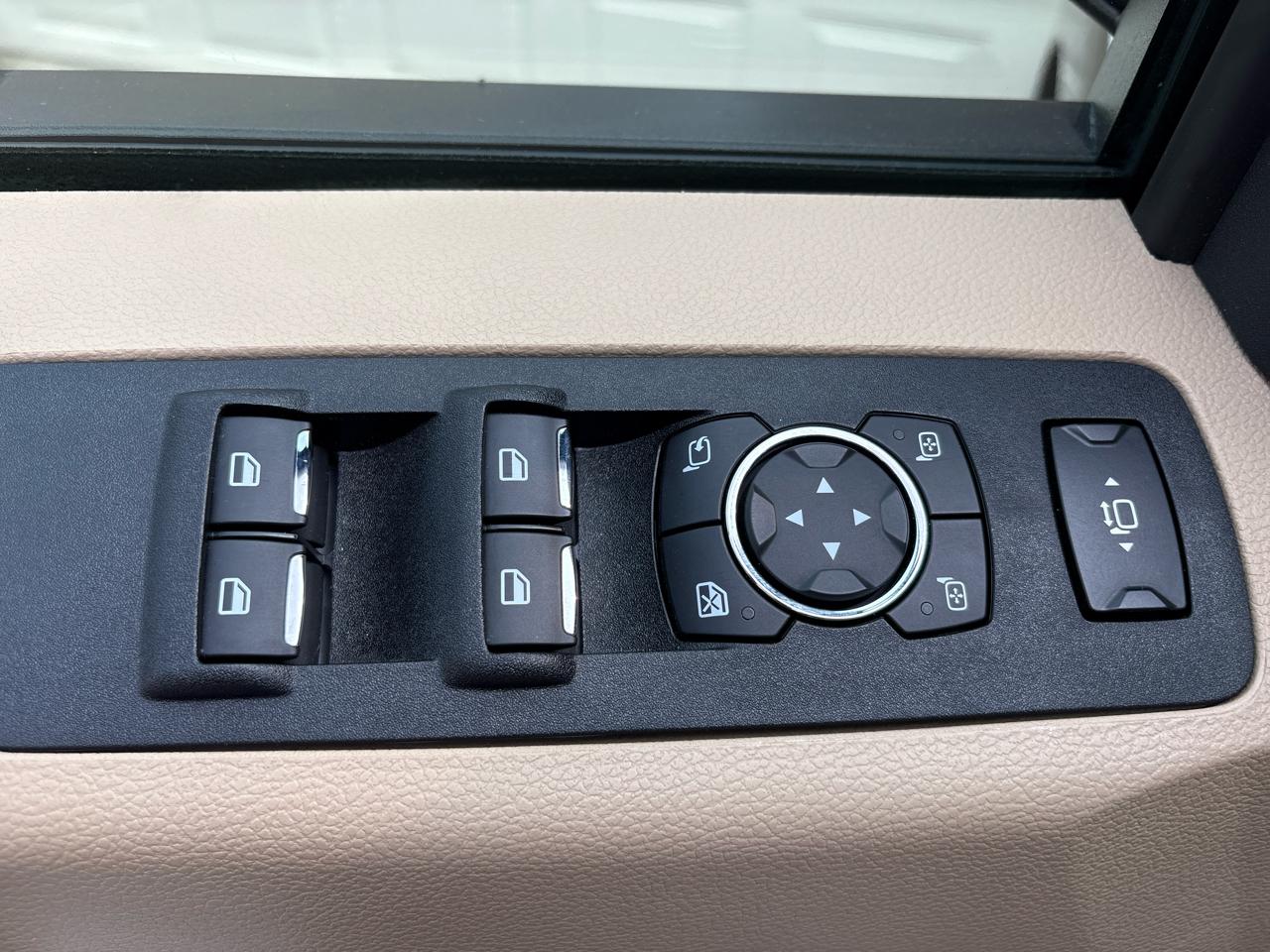 Ford Super Duty F-250 SRW Lariat 4WD Crew Cab 6.75' Box 2019