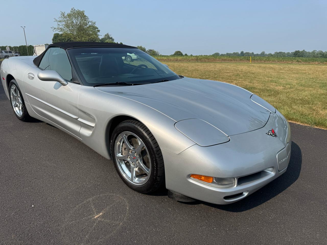 Chevrolet Corvette 2dr Convertible 2002