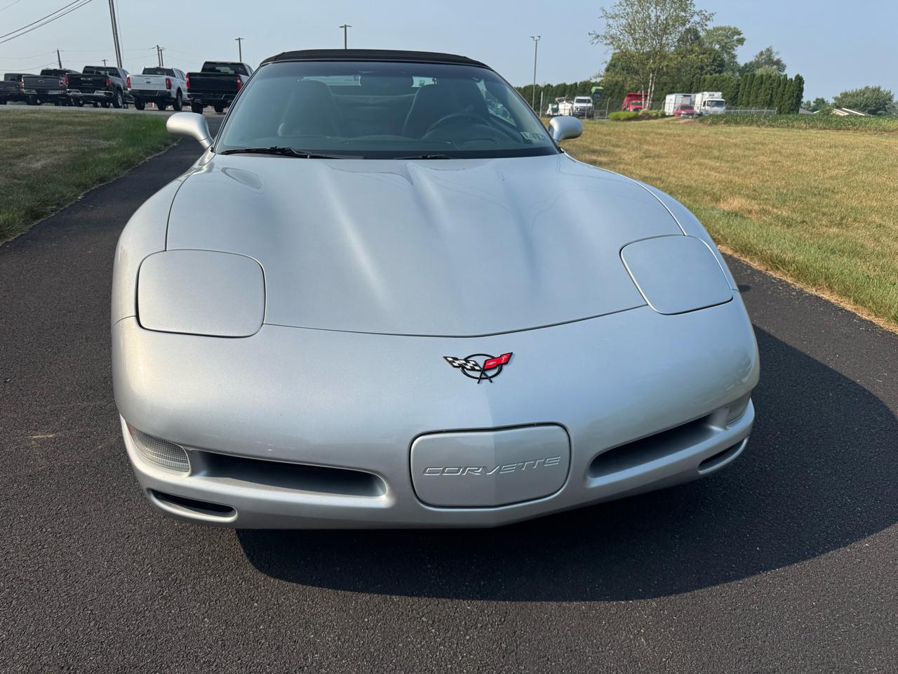 Chevrolet Corvette 2dr Convertible 2002