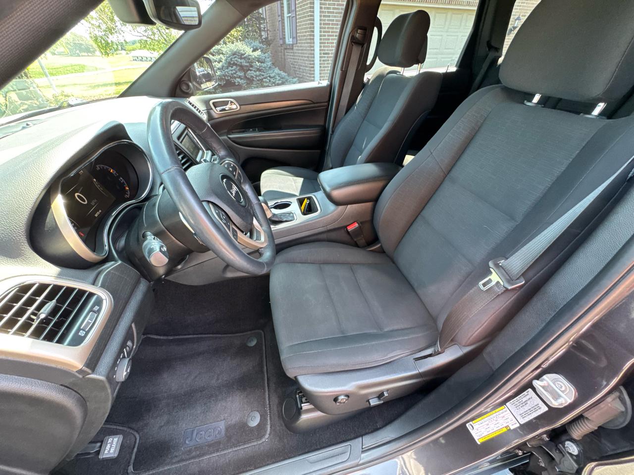 Jeep Grand Cherokee Laredo 4x4 2017