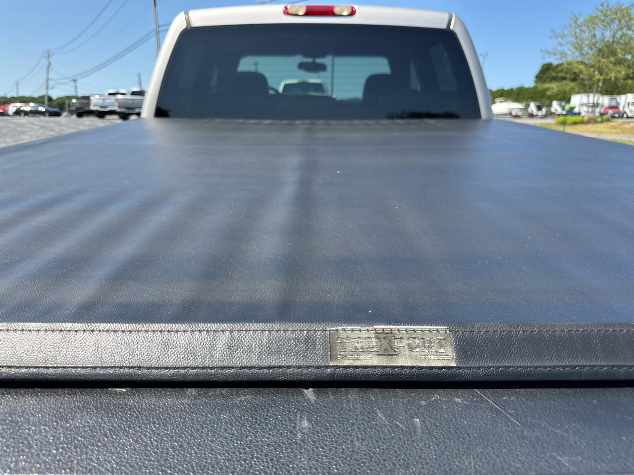 Chevrolet Silverado 2500HD Crew Cab 153" WB 4WD LT 2004
