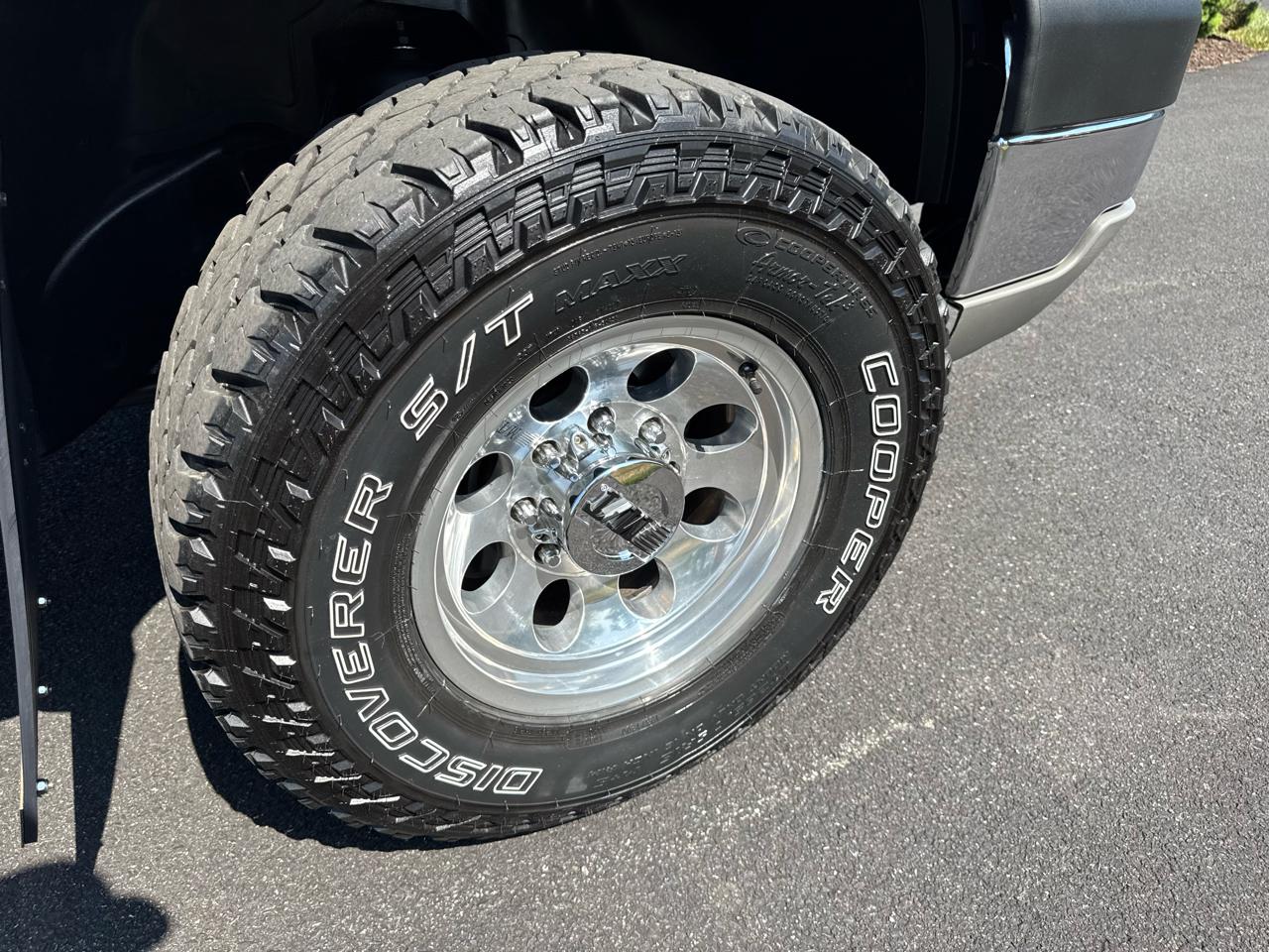 Chevrolet Silverado 2500HD Crew Cab 153" WB 4WD LT 2004
