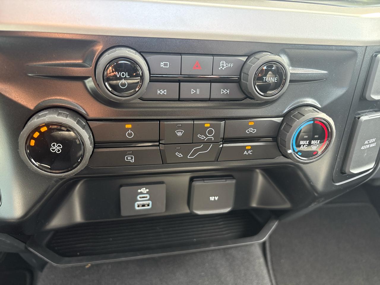 Ford Super Duty F-350 SRW  2025