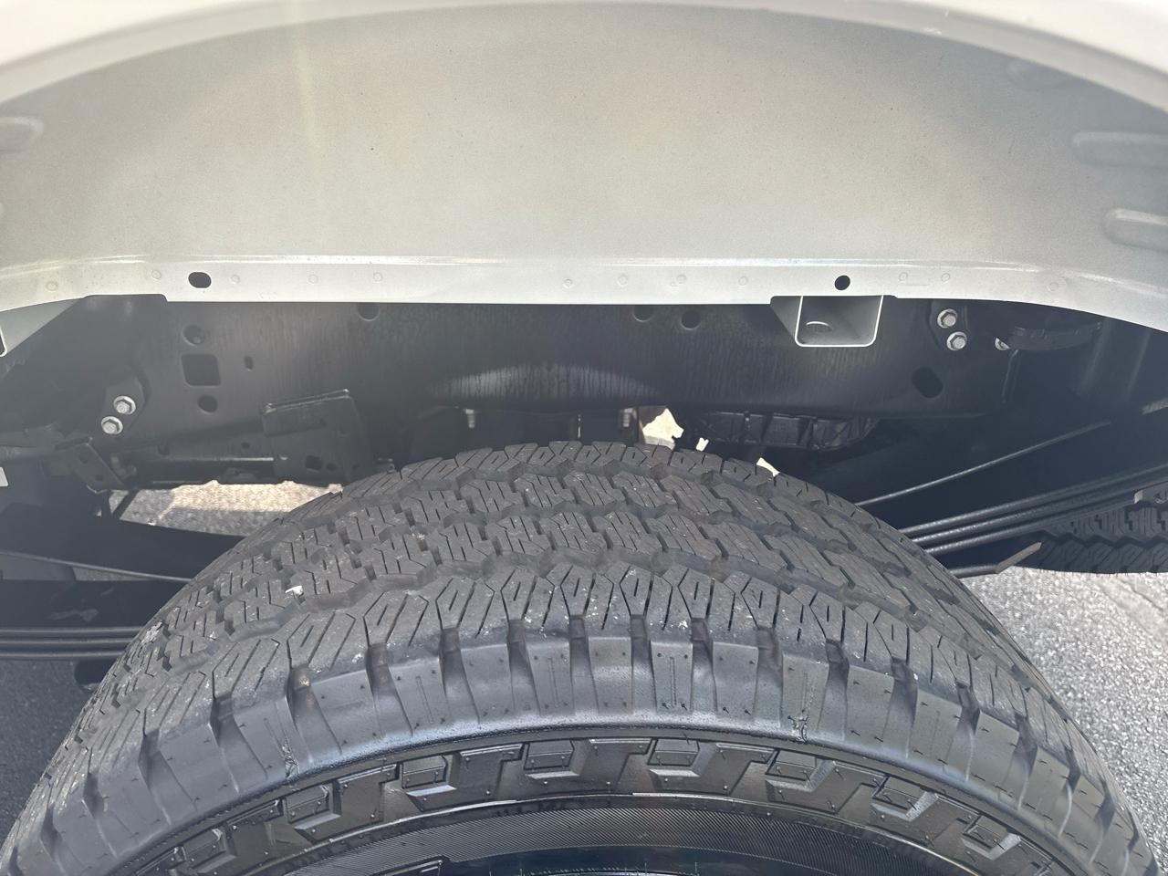 Ford Super Duty F-350 SRW  2025