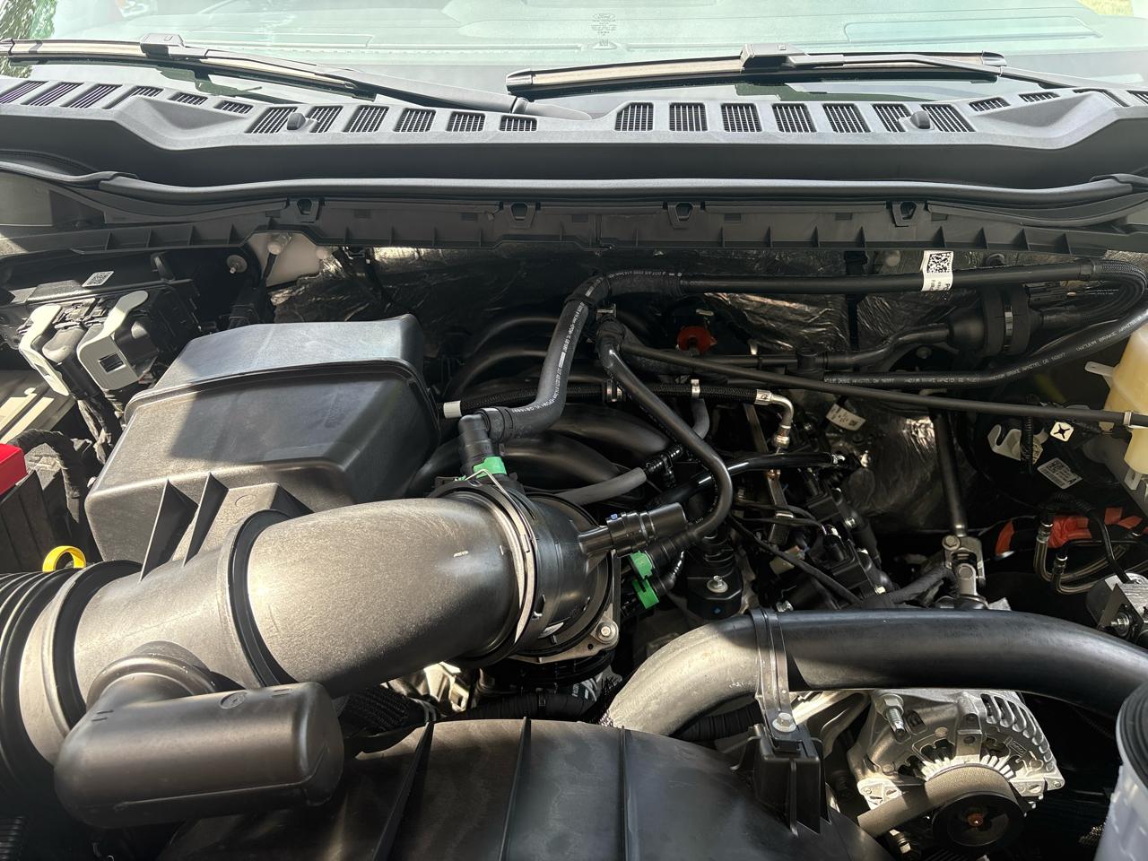 Ford Super Duty F-350 SRW  2025