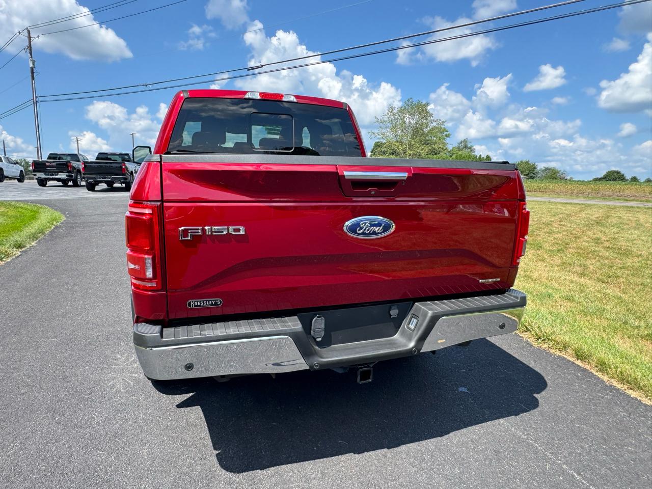 Ford F-150 4WD SuperCrew 145" Lariat 2016