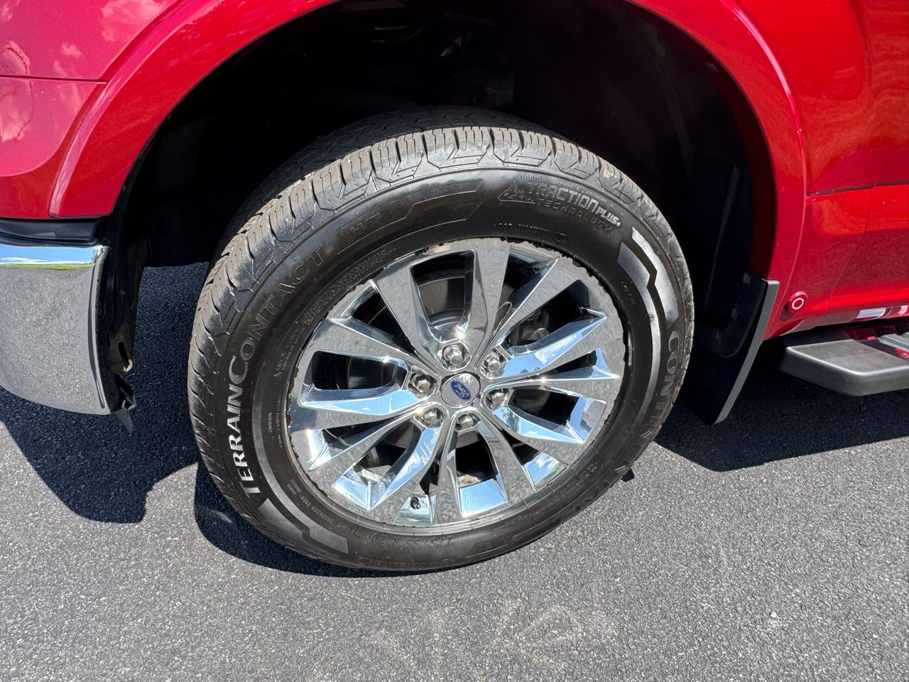Ford F-150 4WD SuperCrew 145" Lariat 2016