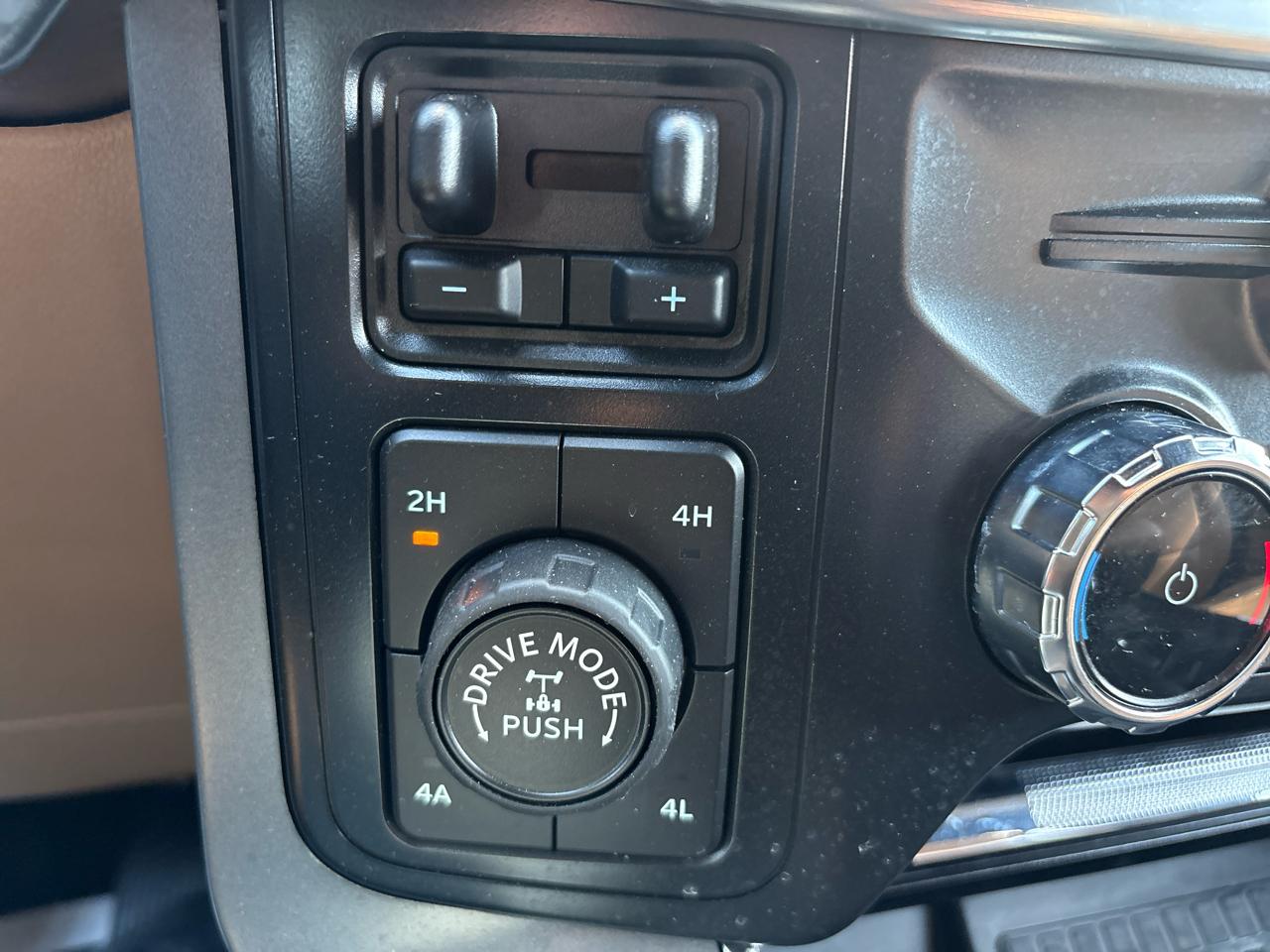 Ford F-150 Lariat 4WD SuperCrew 5.5' Box 2022
