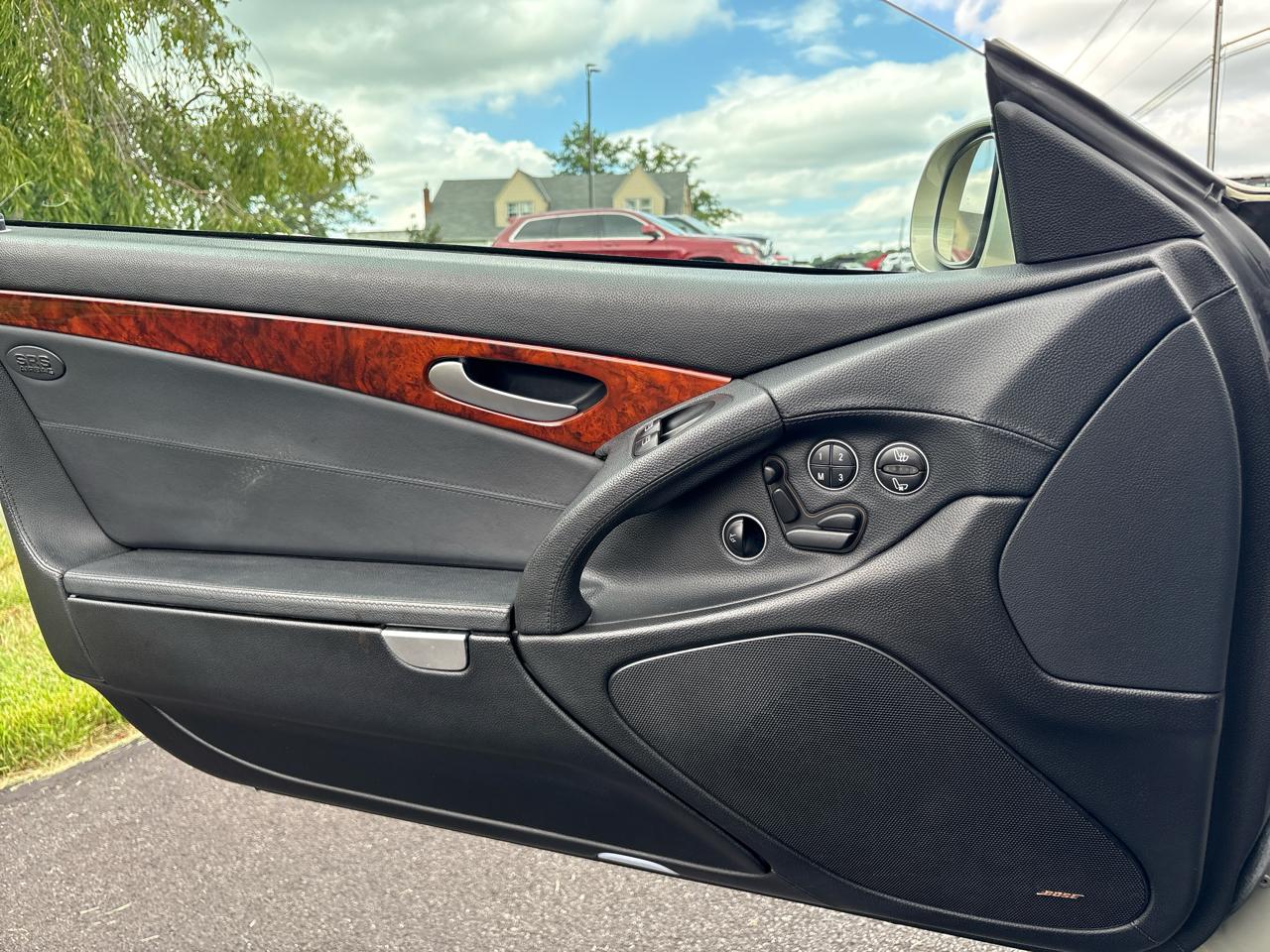 Mercedes-Benz SL-Class 2dr Roadster 5.0L 2003