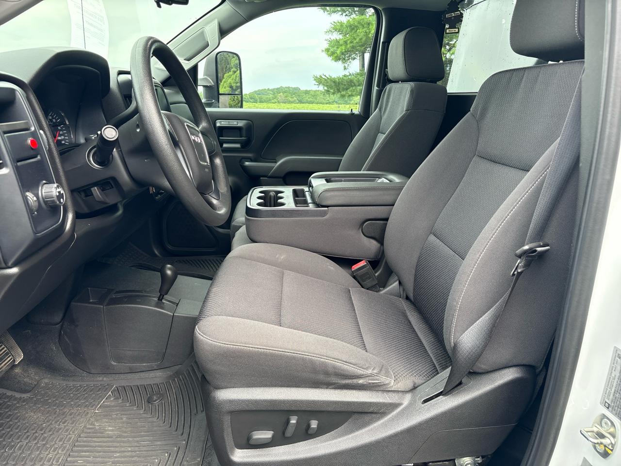 GMC Sierra 3500HD 4WD Reg Cab 137.5" WB, 59.06" CA 2018
