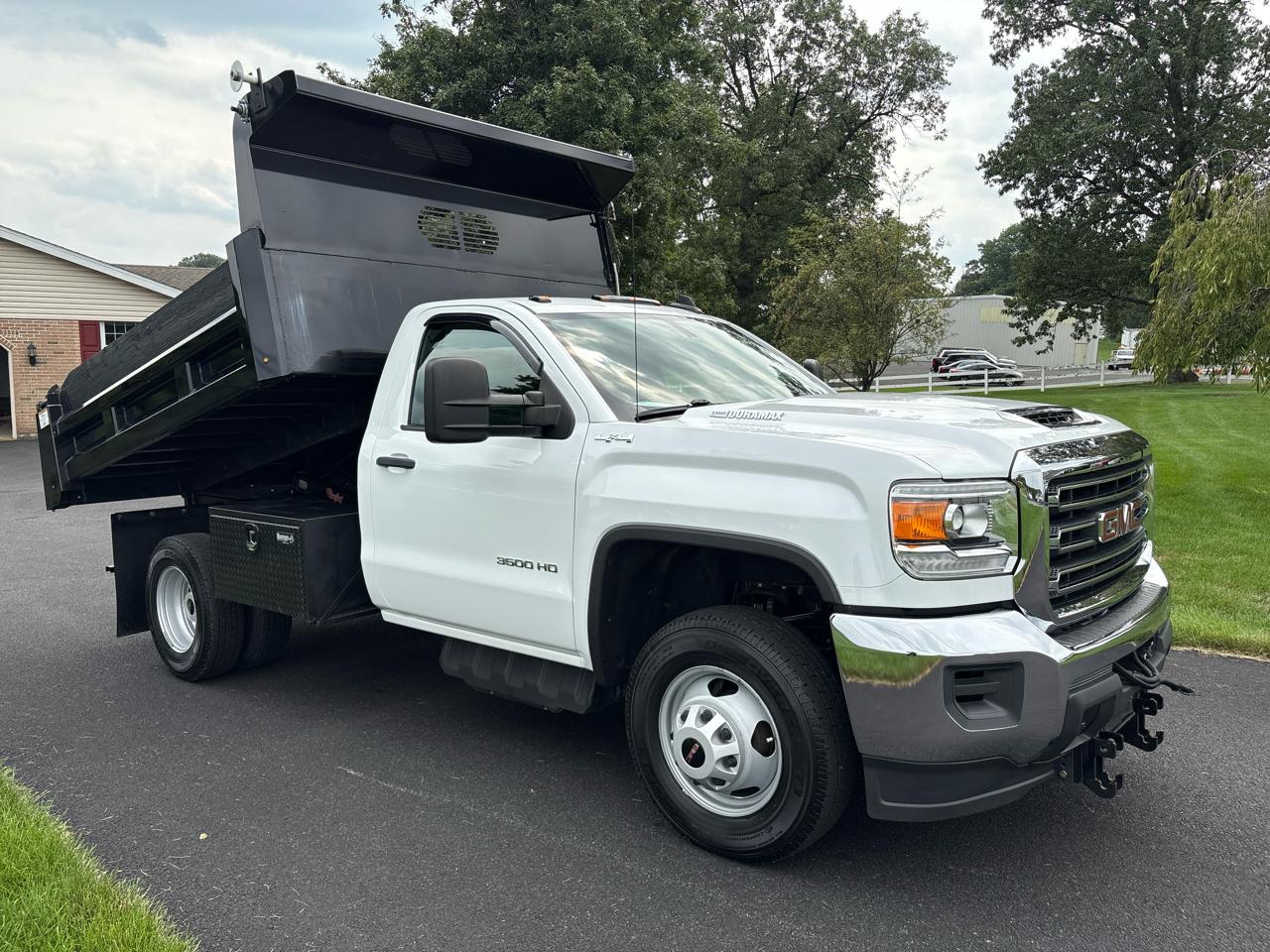 GMC Sierra 3500HD 4WD Reg Cab 137.5" WB, 59.06" CA 2018