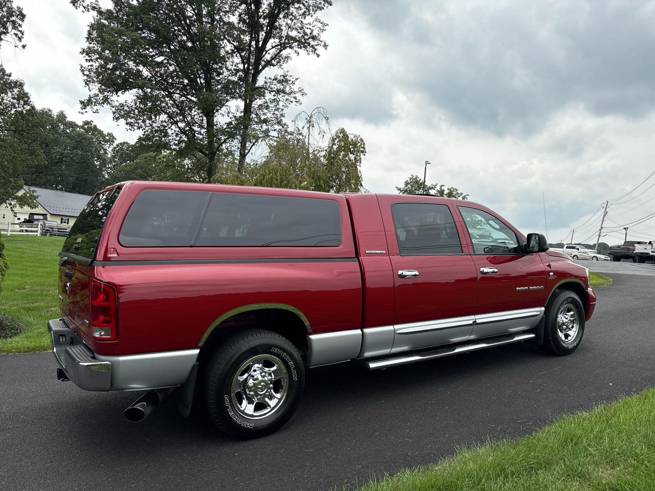 Dodge Ram 2500 4dr Mega Cab 160.5 Laramie 2006