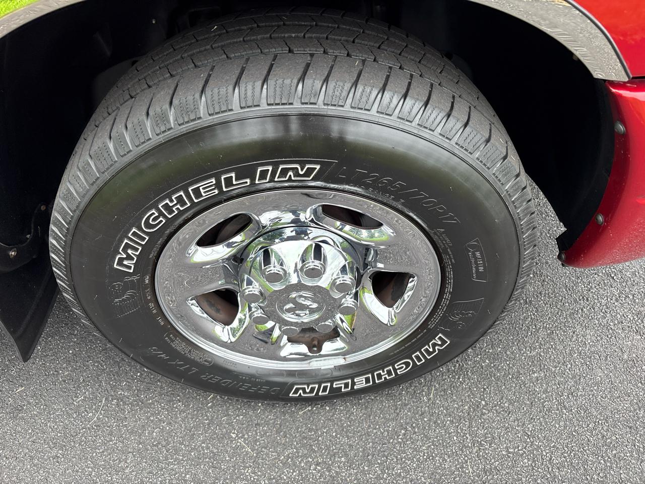 Dodge Ram 2500 4dr Mega Cab 160.5 Laramie 2006