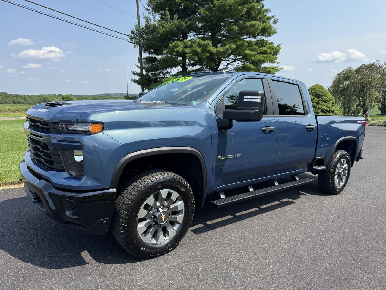 2024 Chevrolet Silverado 2500HD 4WD Crew Cab 159" Custom