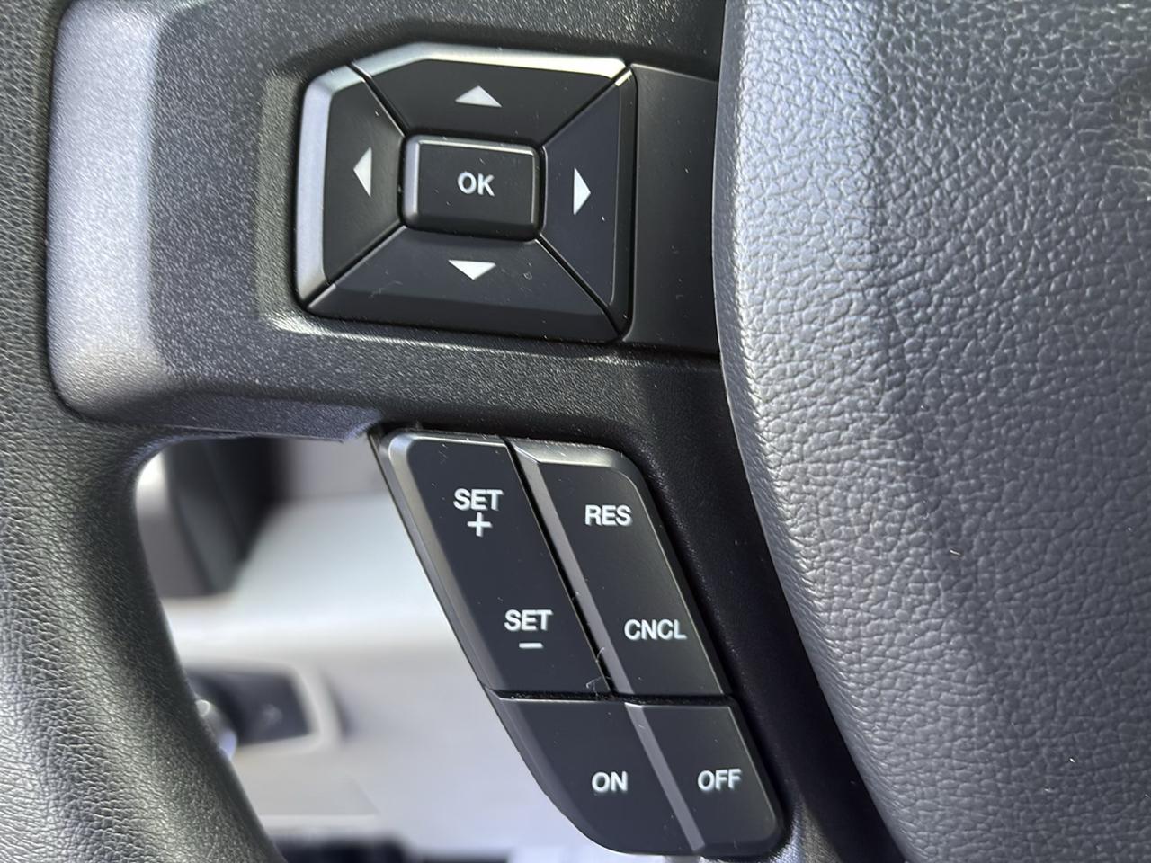 Ford Super Duty F-550 DRW XLT 4WD SuperCab 168" WB 60" CA 2022