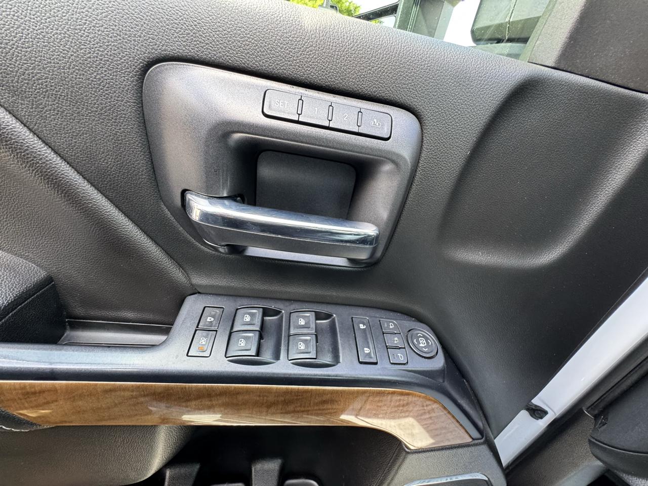 Chevrolet Silverado 2500HD 4WD Crew Cab 153.7" LTZ 2018