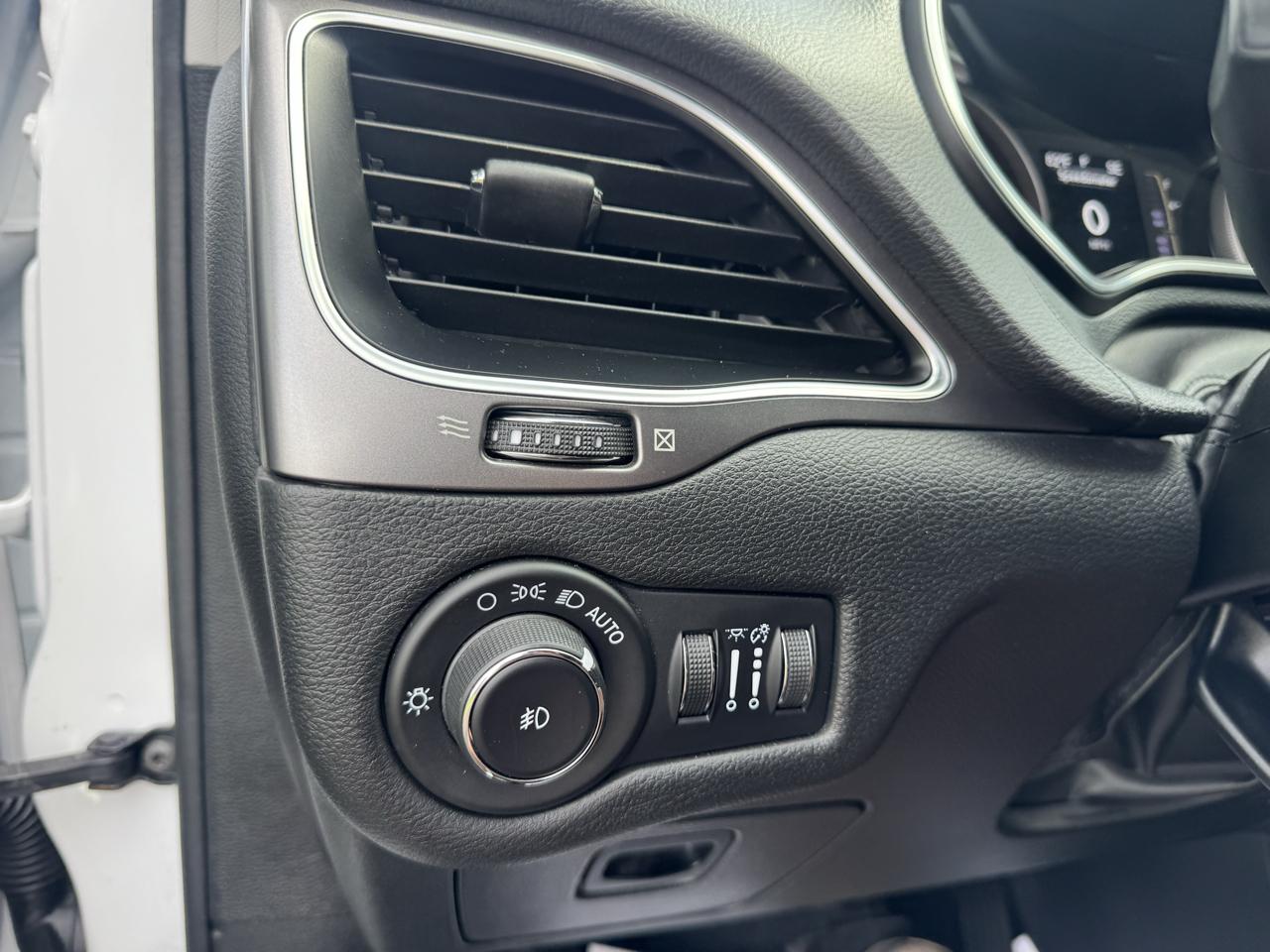 Jeep Cherokee  2020