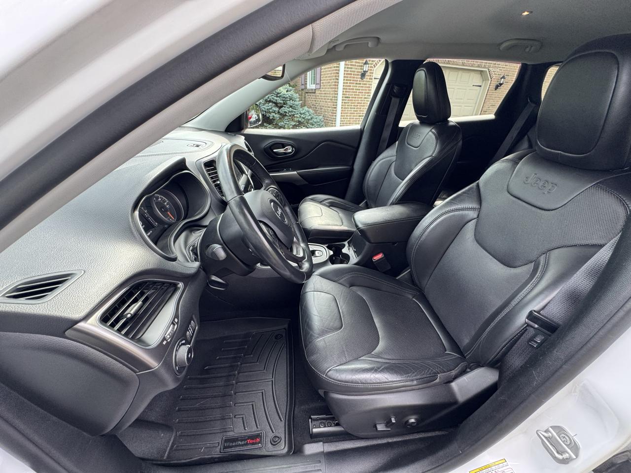Jeep Cherokee  2020