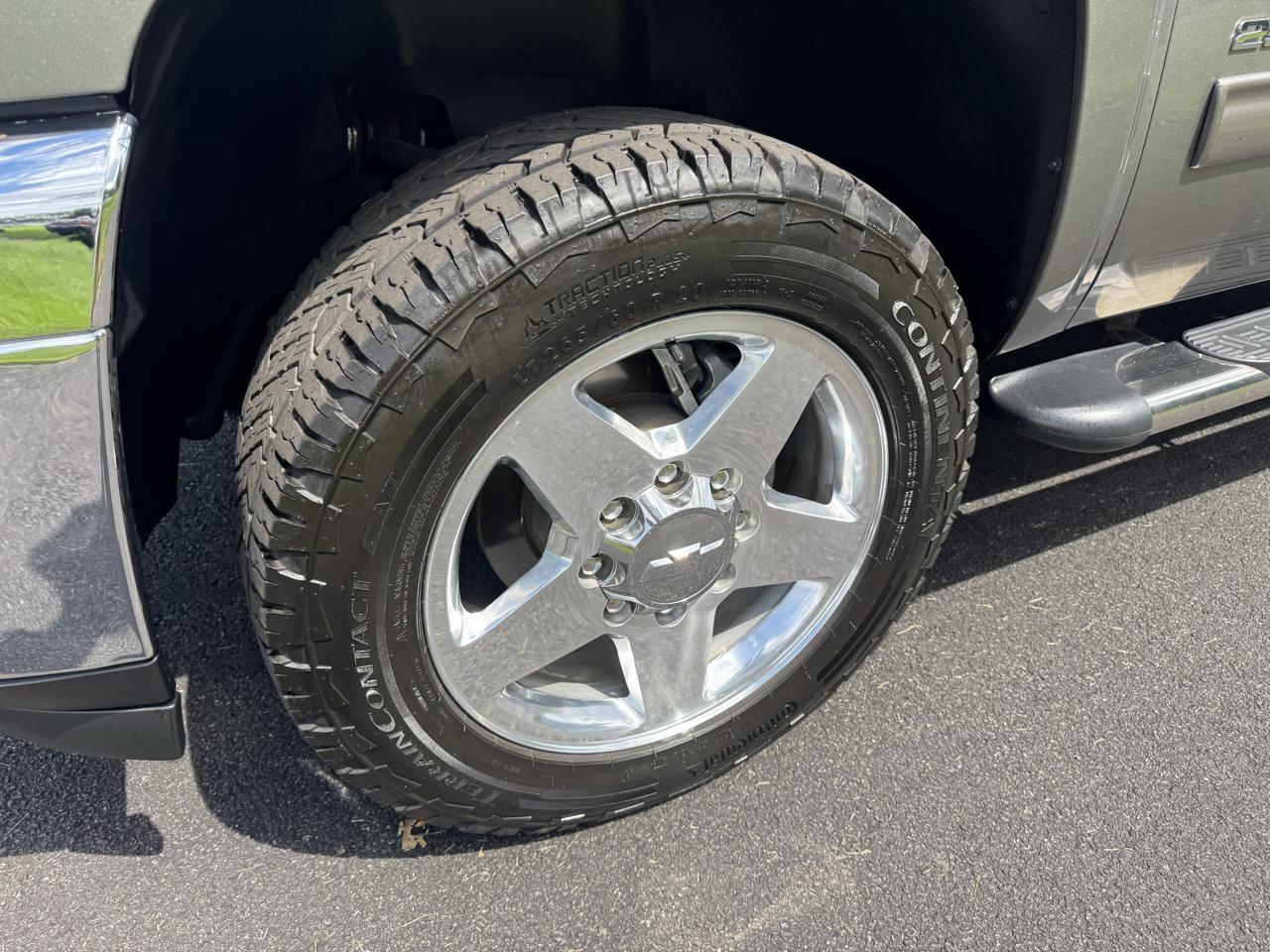 Chevrolet Silverado 2500HD 4WD Crew Cab 153.7" LTZ 2013