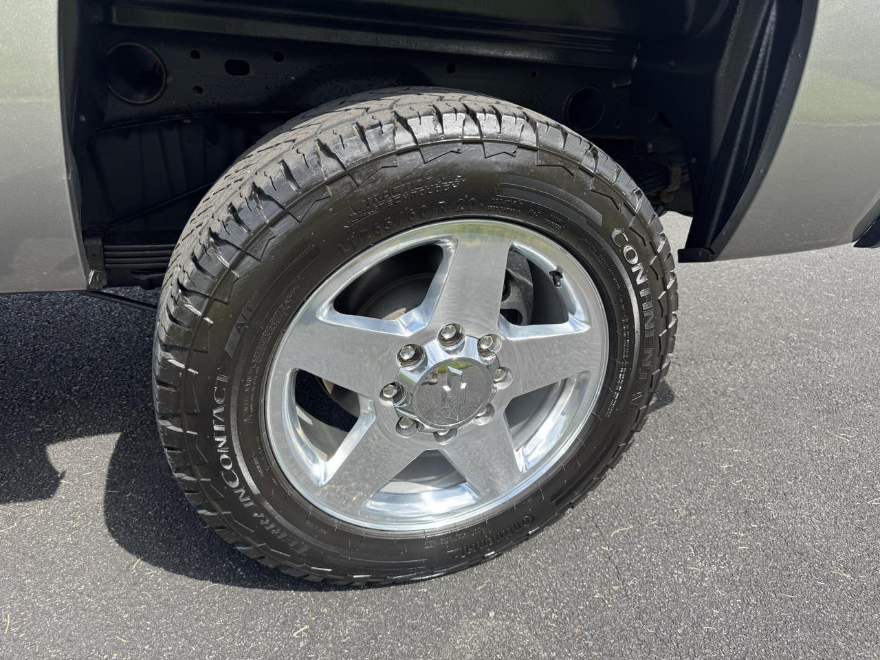 Chevrolet Silverado 2500HD 4WD Crew Cab 153.7" LTZ 2013