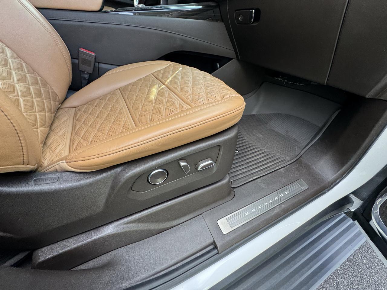 Cadillac Escalade 4WD 4dr Sport 2023