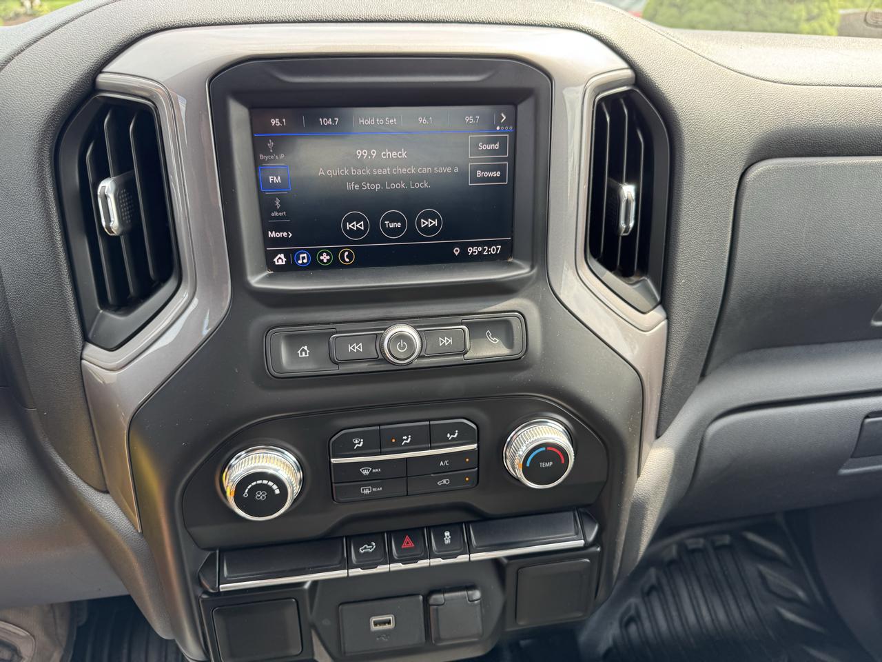 GMC Sierra 1500 4WD Reg Cab 140" 2020