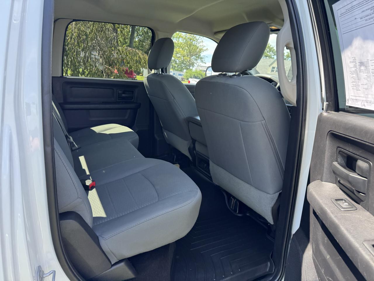 RAM 2500 4WD Crew Cab 149" Tradesman 2016