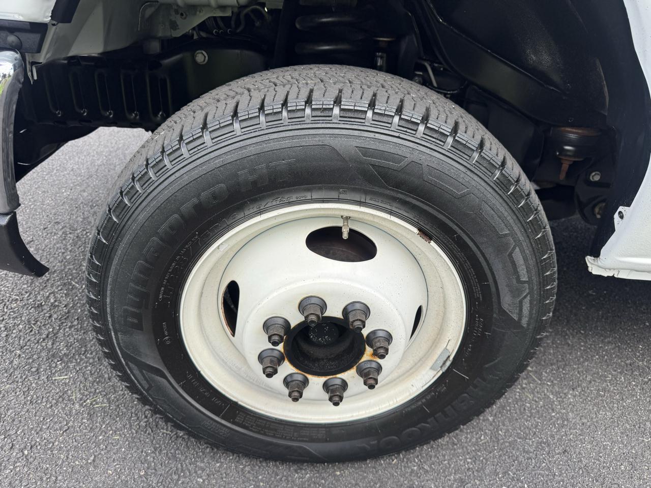 Ford E-Series Cutaway E-450 DRW 158" WB 2019