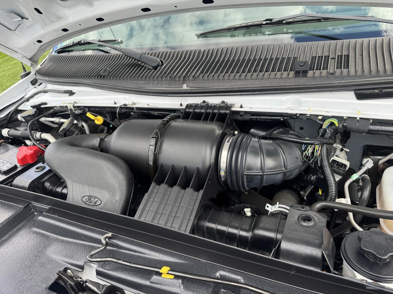 Ford E-Series Cutaway E-450 DRW 158" WB 2019