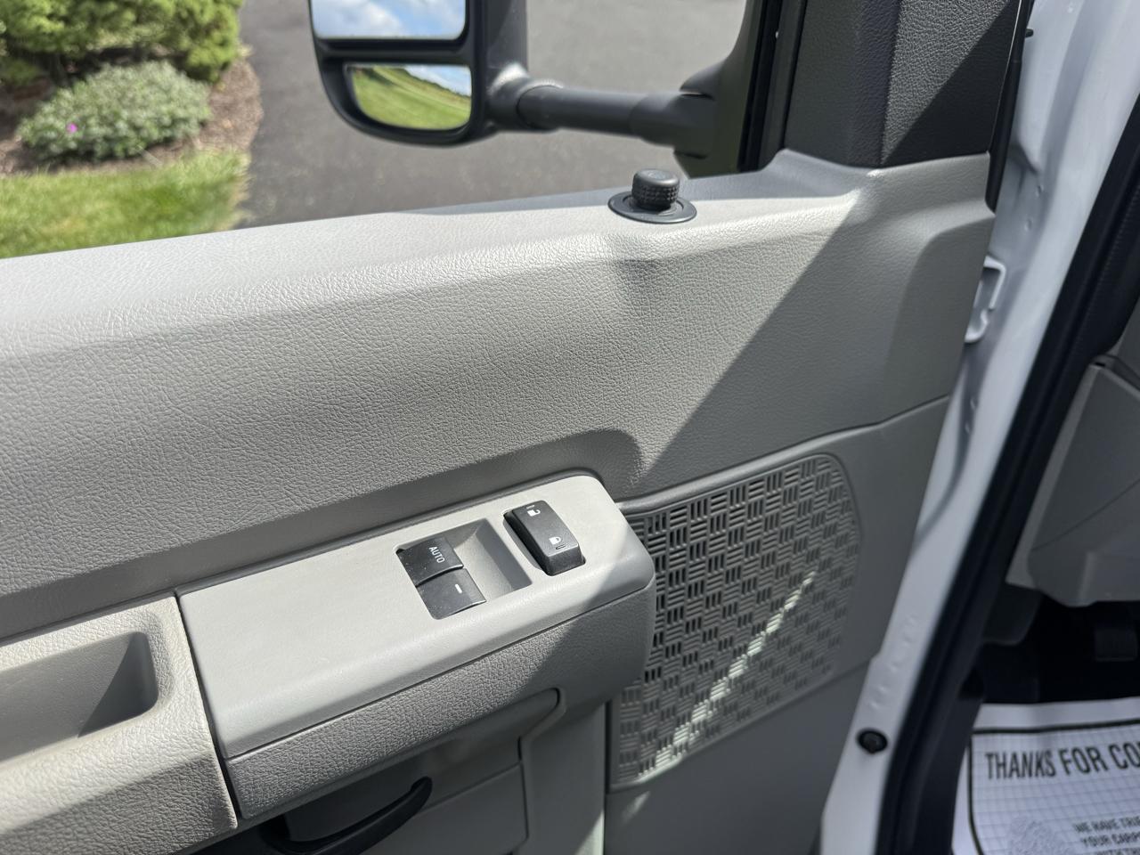 Ford E-Series Cutaway E-450 DRW 158" WB 2019