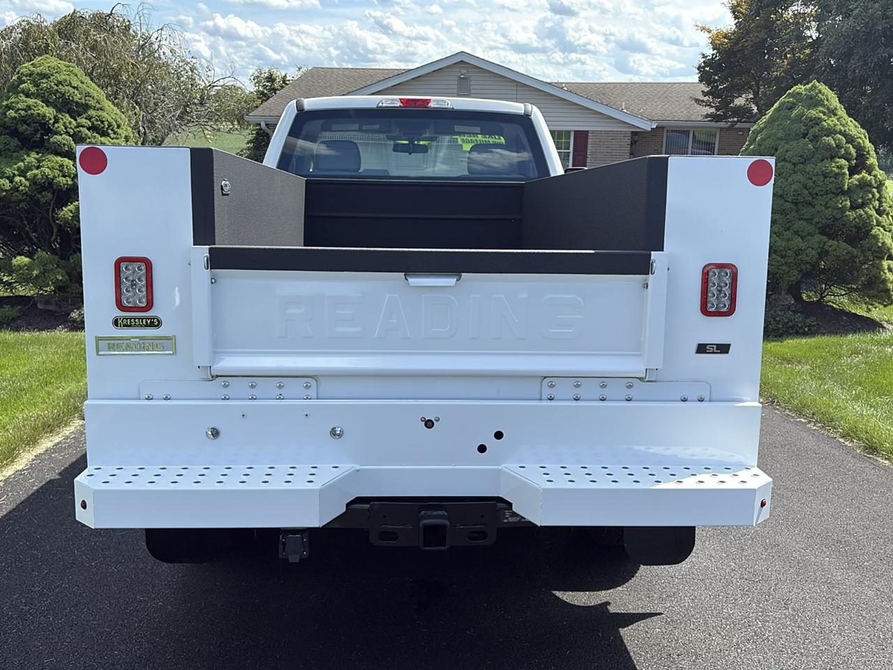 Ford Super Duty F-250 SRW XL 4WD Reg Cab 8' Box 2019
