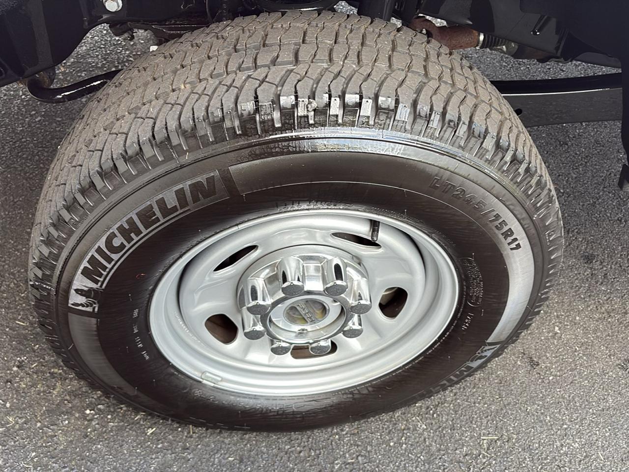 Ford Super Duty F-250 SRW XL 4WD Reg Cab 8' Box 2019