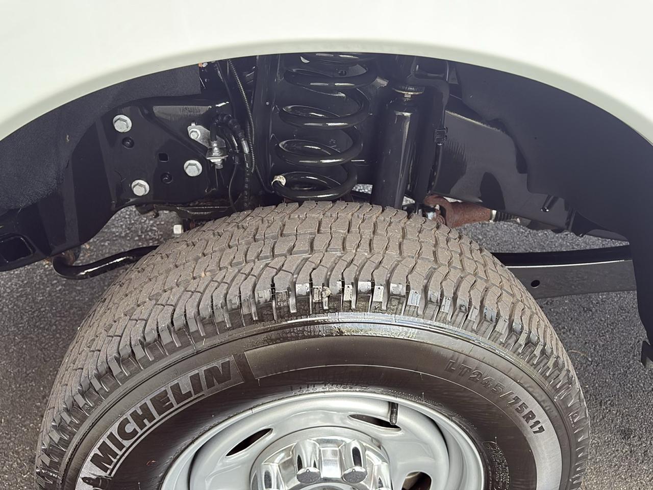 Ford Super Duty F-250 SRW XL 4WD Reg Cab 8' Box 2019
