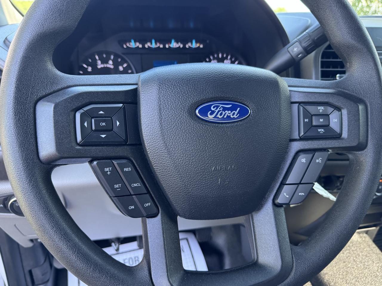 Ford Super Duty F-350 SRW XL 4WD SuperCab 8' Box 2020