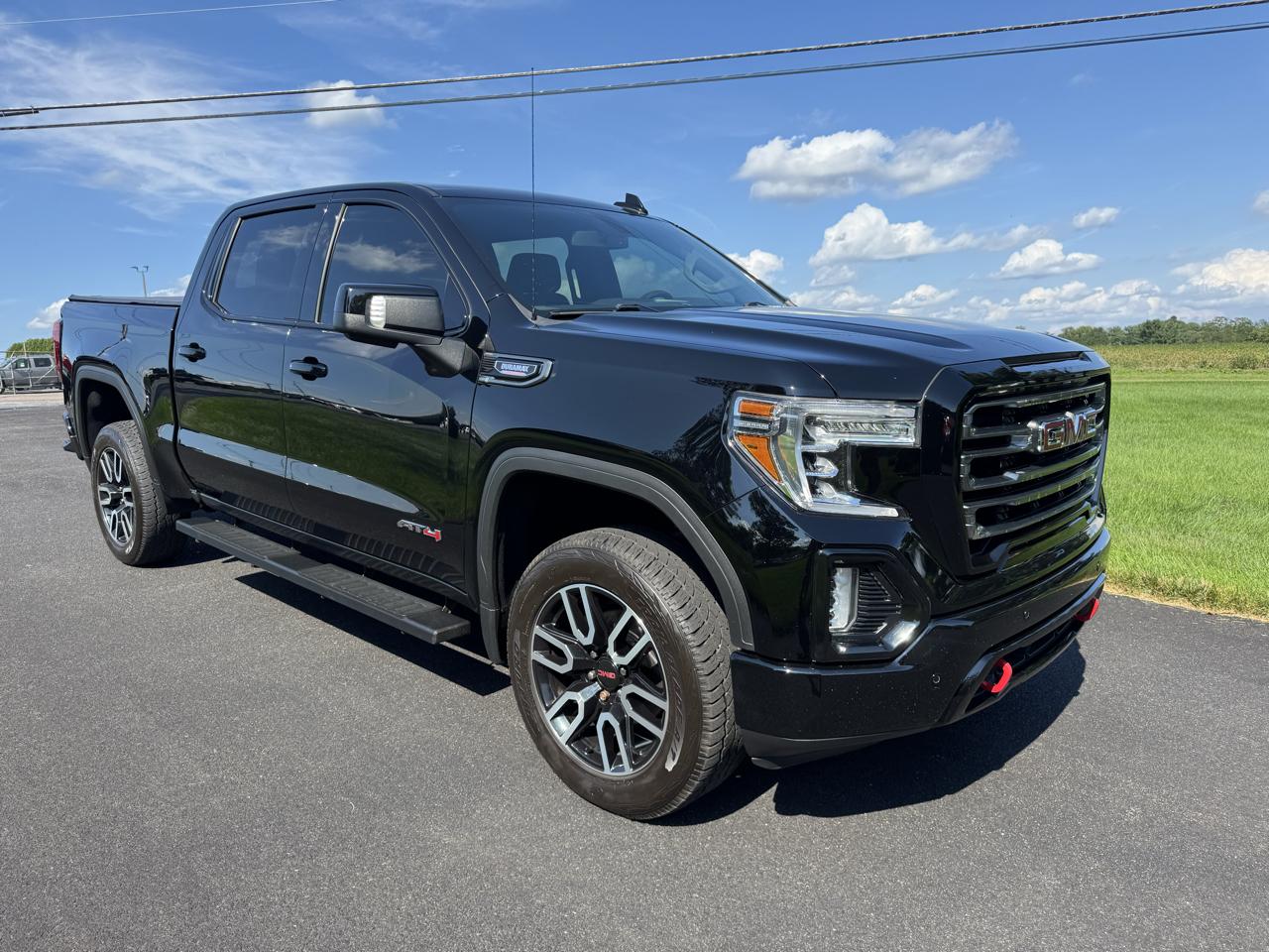 GMC Sierra 1500 4WD Crew Cab 147" AT4 2020