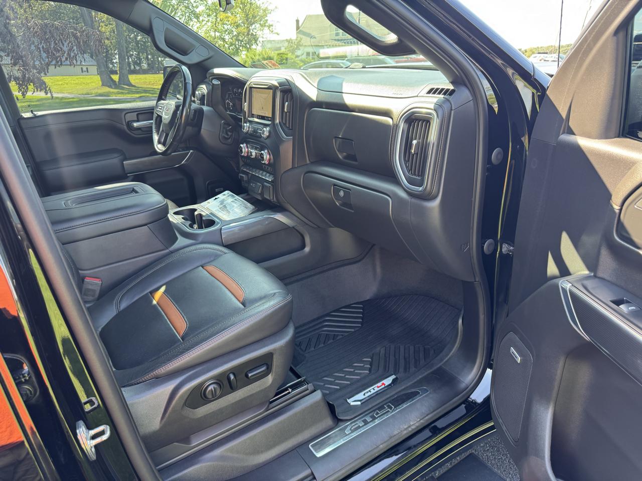 GMC Sierra 1500 4WD Crew Cab 147" AT4 2020