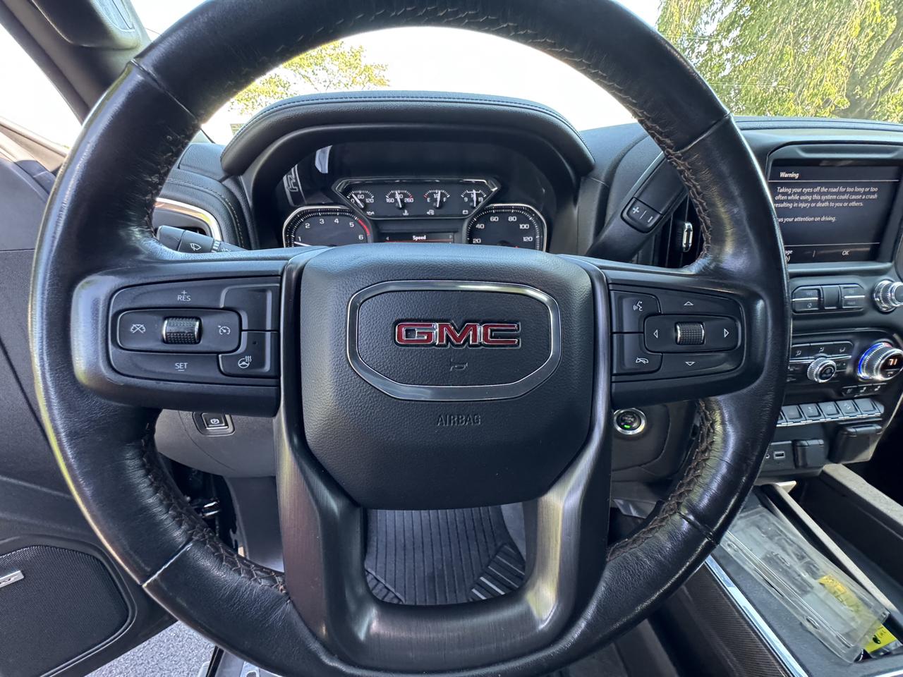 GMC Sierra 1500 4WD Crew Cab 147" AT4 2020