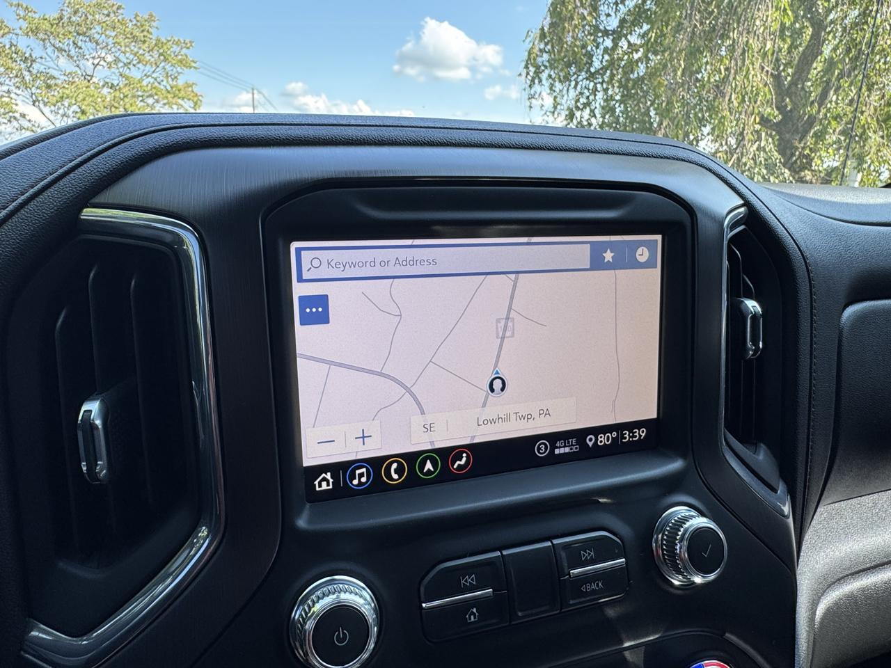 GMC Sierra 1500 4WD Crew Cab 147" AT4 2020