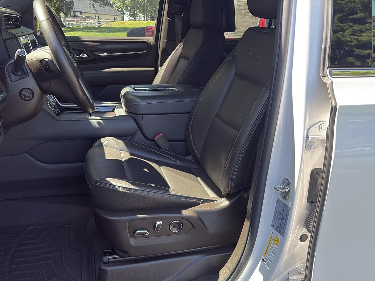 GMC Yukon 4WD 4dr Denali Ultimate 2022