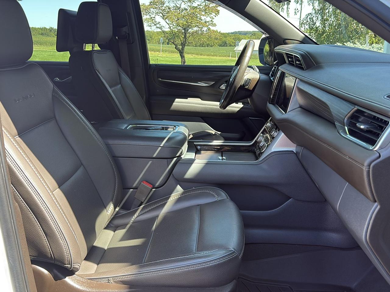 GMC Yukon 4WD 4dr Denali Ultimate 2022