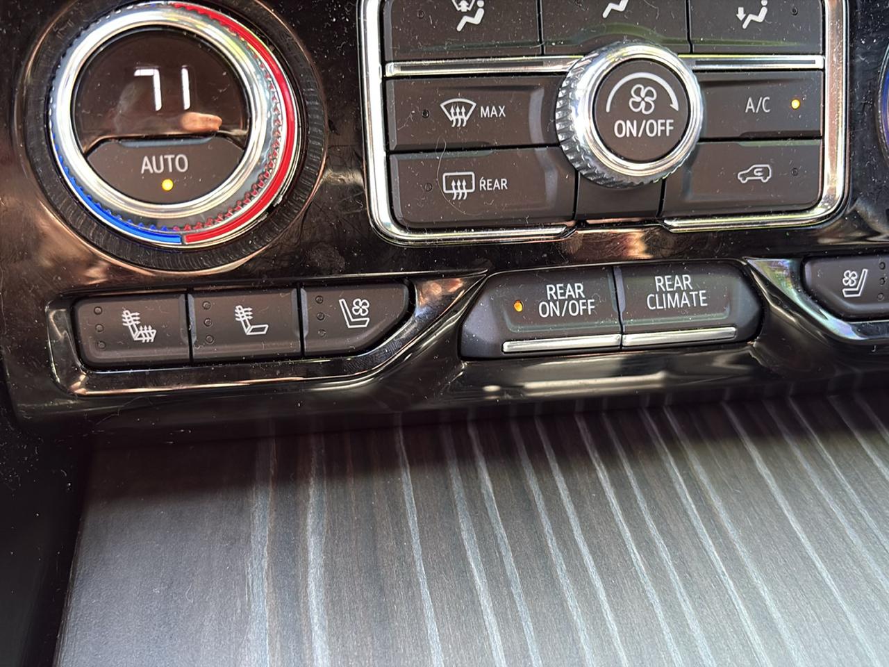 GMC Yukon 4WD 4dr Denali Ultimate 2022