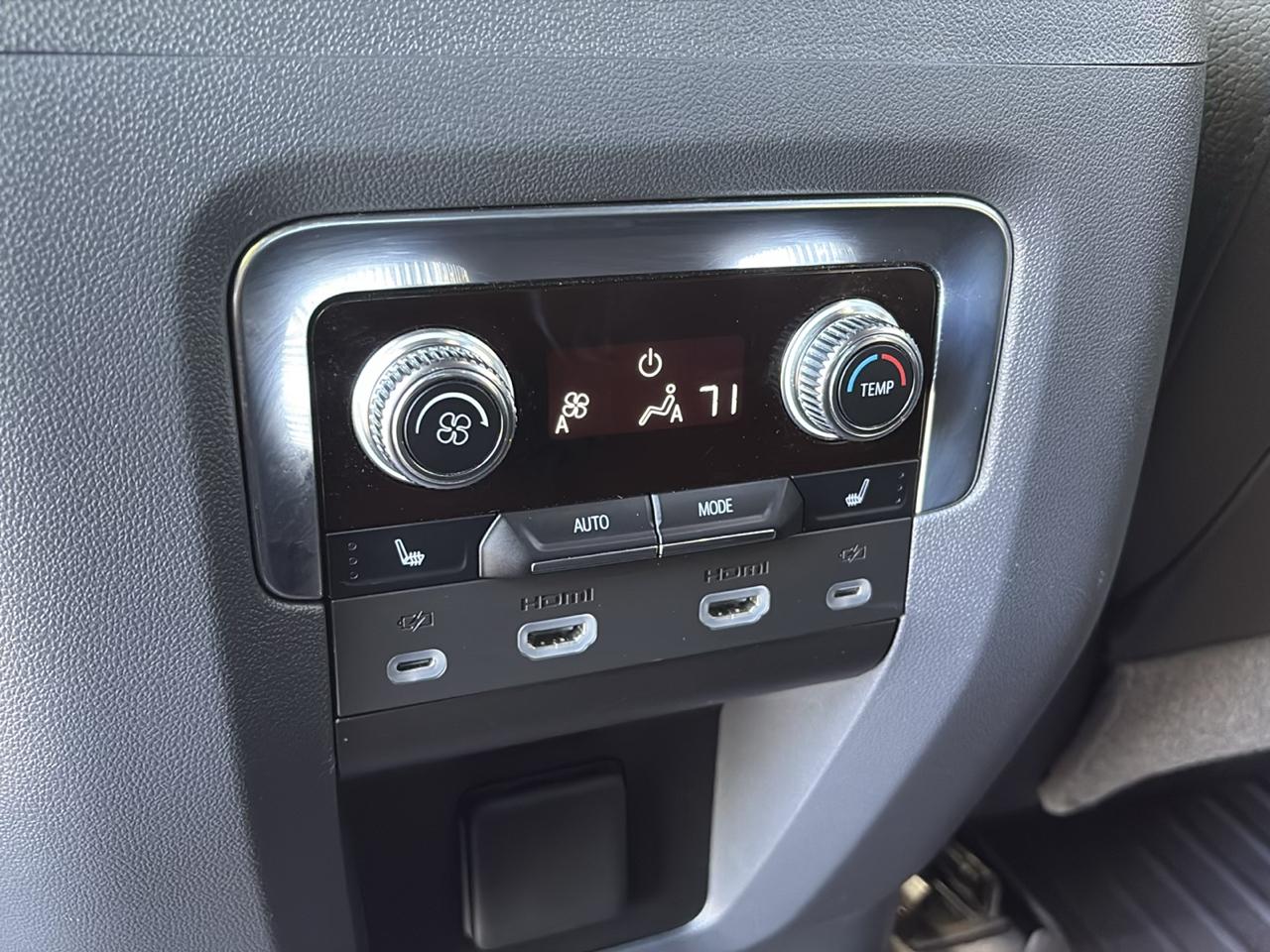 GMC Yukon 4WD 4dr Denali Ultimate 2022